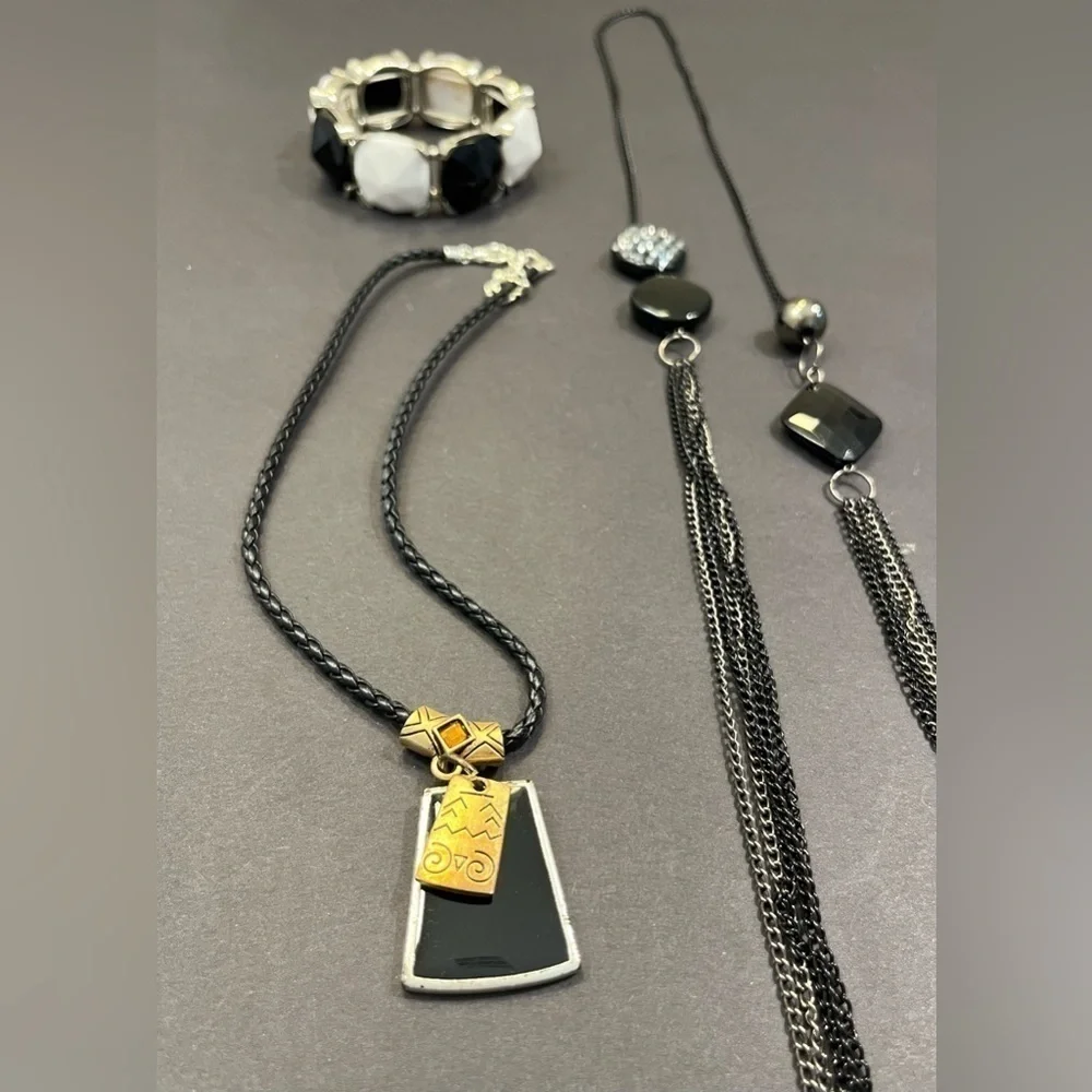 Black Jewelry Bundle - Picture 2 of 5